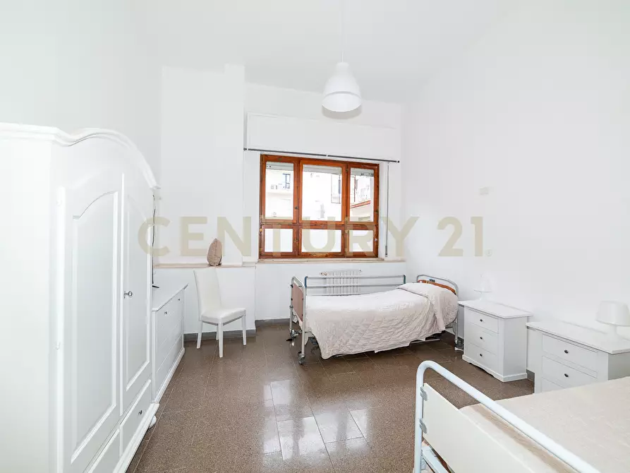 Immagine 13 di Locale commerciale in vendita  in Viale Polibio a Siracusa