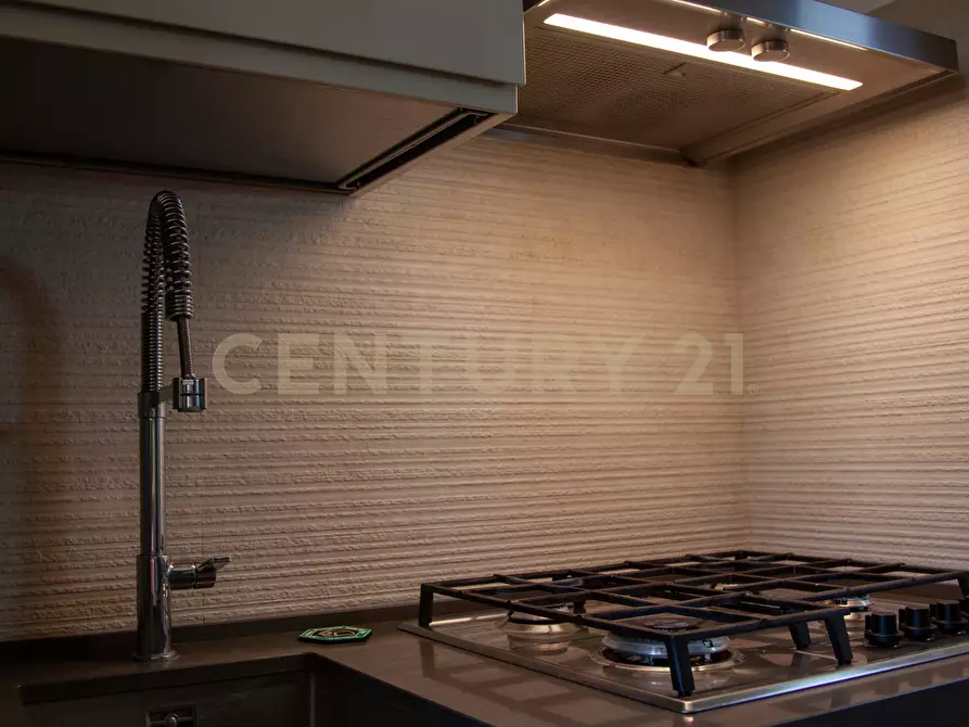 Immagine 29 di Bilocale in affitto  in Via Montecristo 10 a Roma