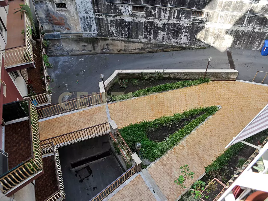 Immagine 9 di Appartamento in vendita  in Viale delle Olimpiadi 11 a Aci Catena