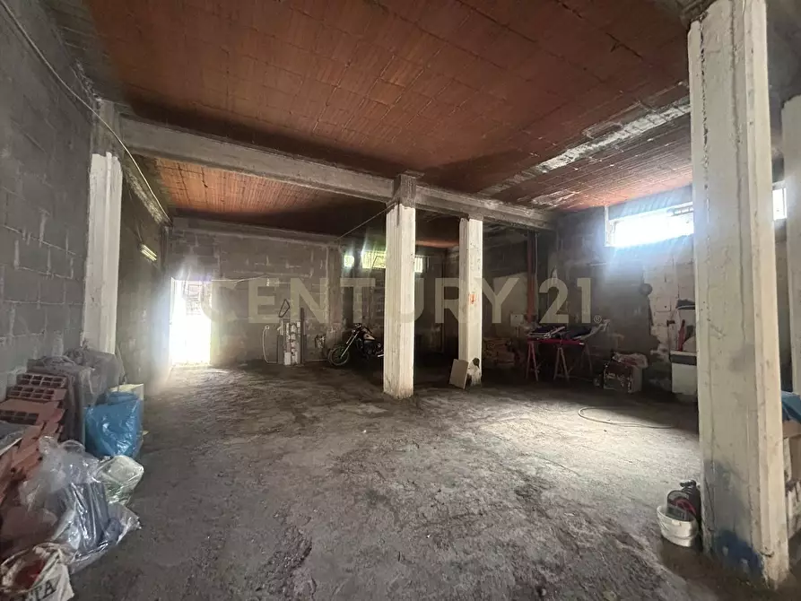 Immagine 8 di Garage in vendita  in Via Livorno 89 a Misterbianco