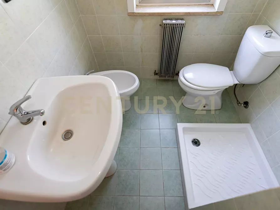 Immagine 27 di Pentalocale in affitto  in Viale Lorenzo Bolano 45 a Catania