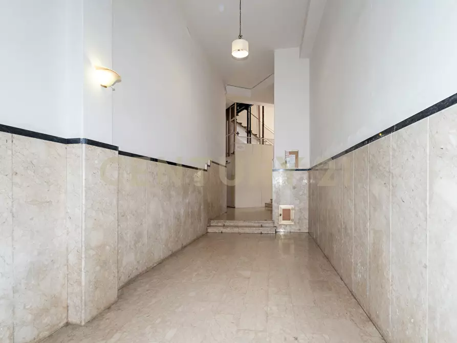 Immagine 46 di Pentalocale in vendita  in Via Salvatore Vigo 106 a Acireale