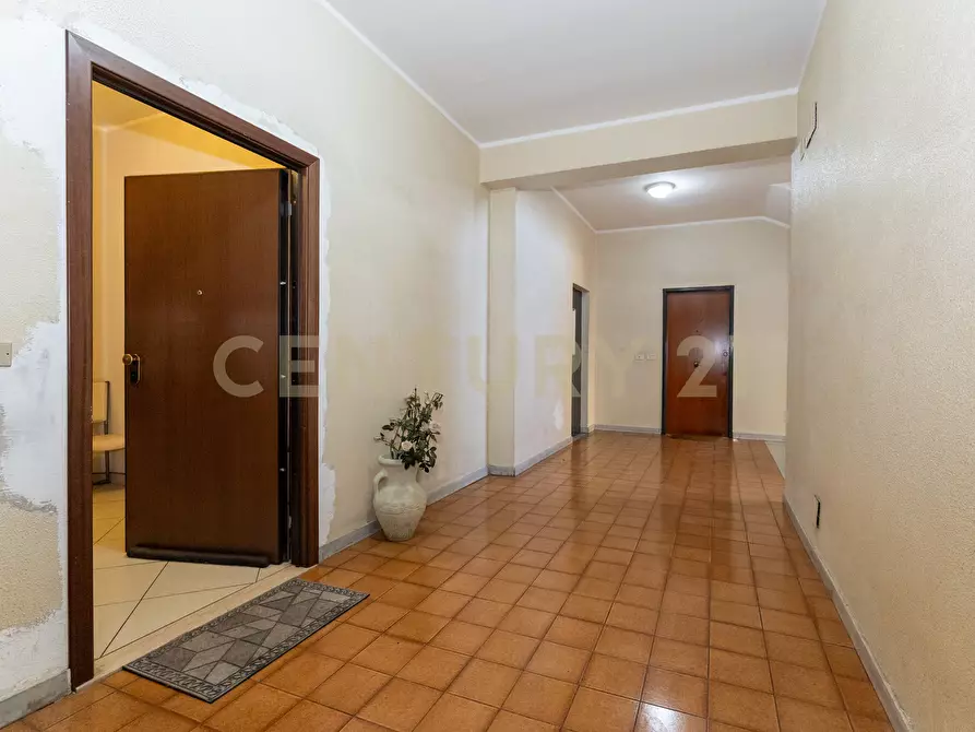 Immagine 8 di Pentalocale in vendita  in Via Cesare Battisti 34 a Belpasso