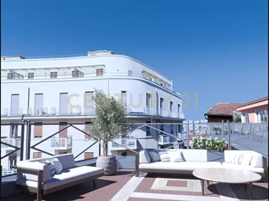 Immagine 16 di Attico in vendita  in Via dell'Olmata 30 a Roma