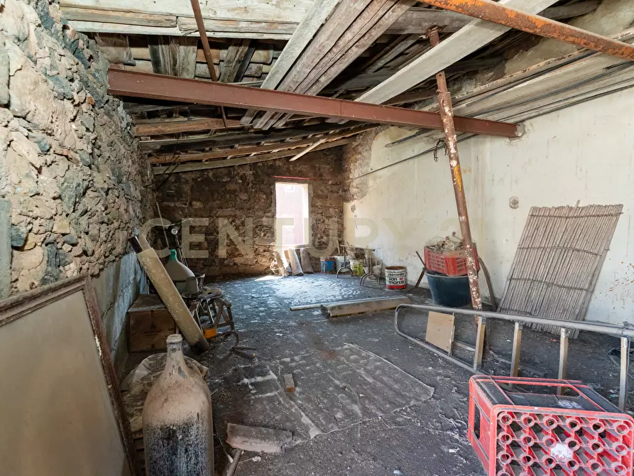 Immagine 45 di Casa indipendente in vendita  in Via Roma 66 a Camporotondo Etneo