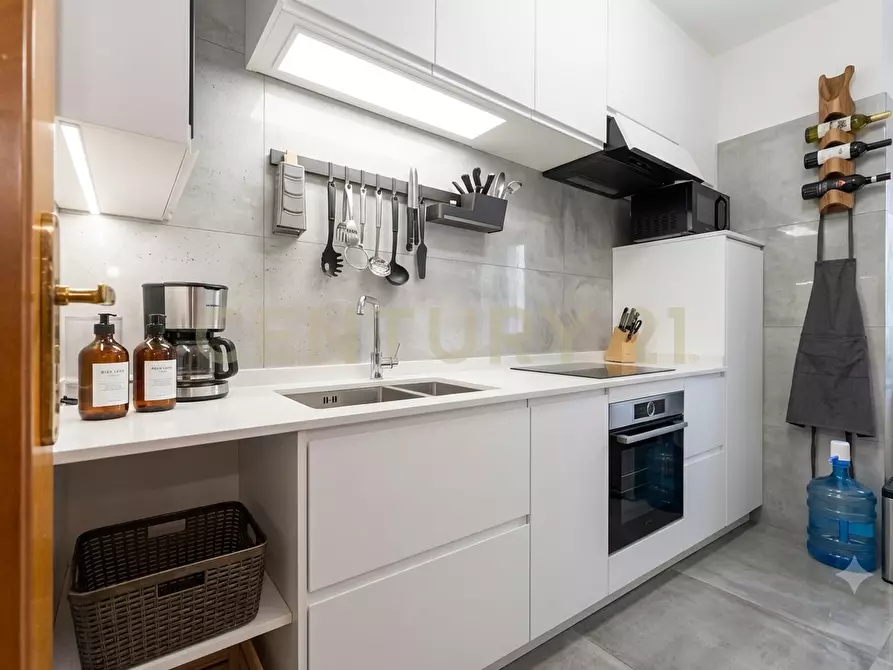 Immagine 12 di Appartamento in vendita  in Via Serravalle 42 a Catania