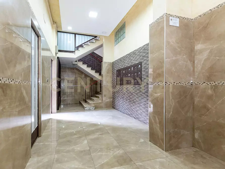 Immagine 24 di Trilocale in vendita  in Via Pietro Platania 6 a Catania