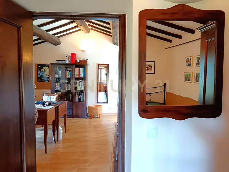 Immagine 12 di Villa in vendita  in Via Case Raspini 2 a Santa Fiora