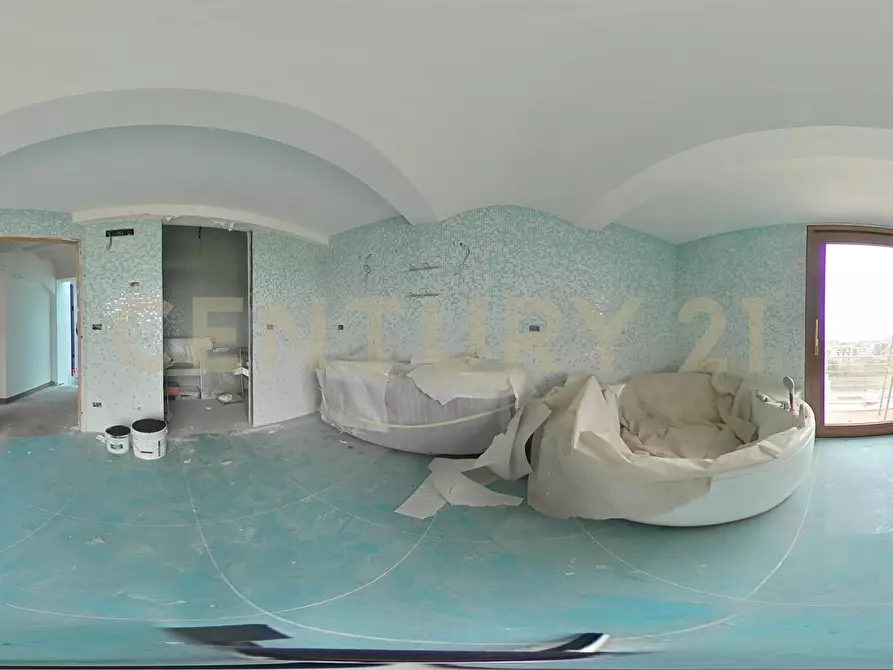 Immagine 94 di Pentalocale in vendita  in Via Lorenzo Maddem 67 a Acireale