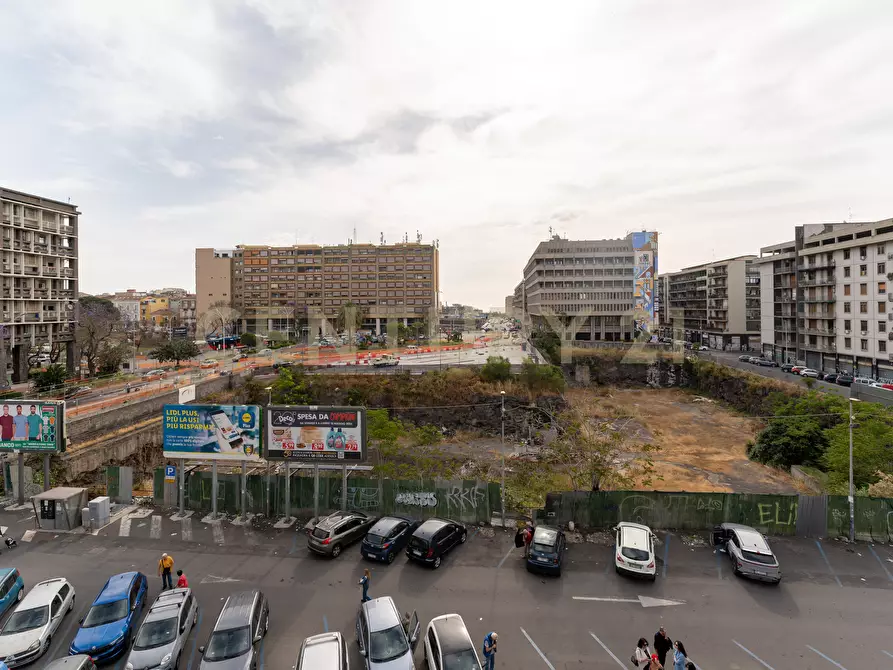 Immagine 22 di Ufficio in vendita  in Corso Sicilia 64 a Catania