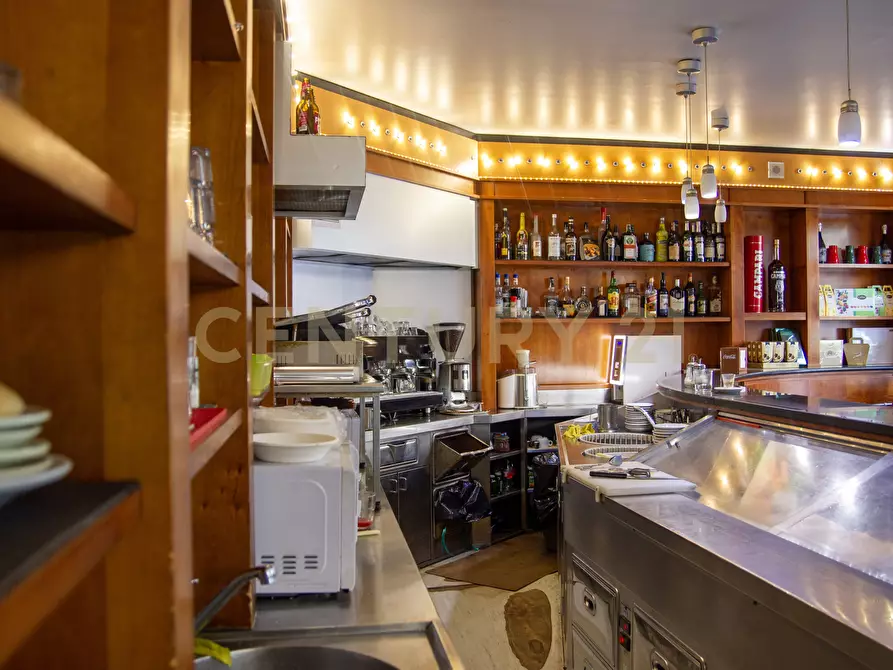 Immagine 16 di Bar / Ristorante in vendita  in Viale Bruno Buozzi 27 a Roma