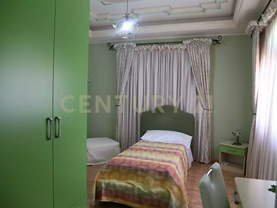 Immagine 13 di Villa in vendita  in Via Orgaz 110 a Milazzo