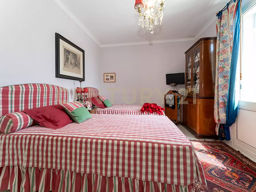 Immagine 57 di Villa in vendita  in Via Dietro Serra 2 a Viagrande