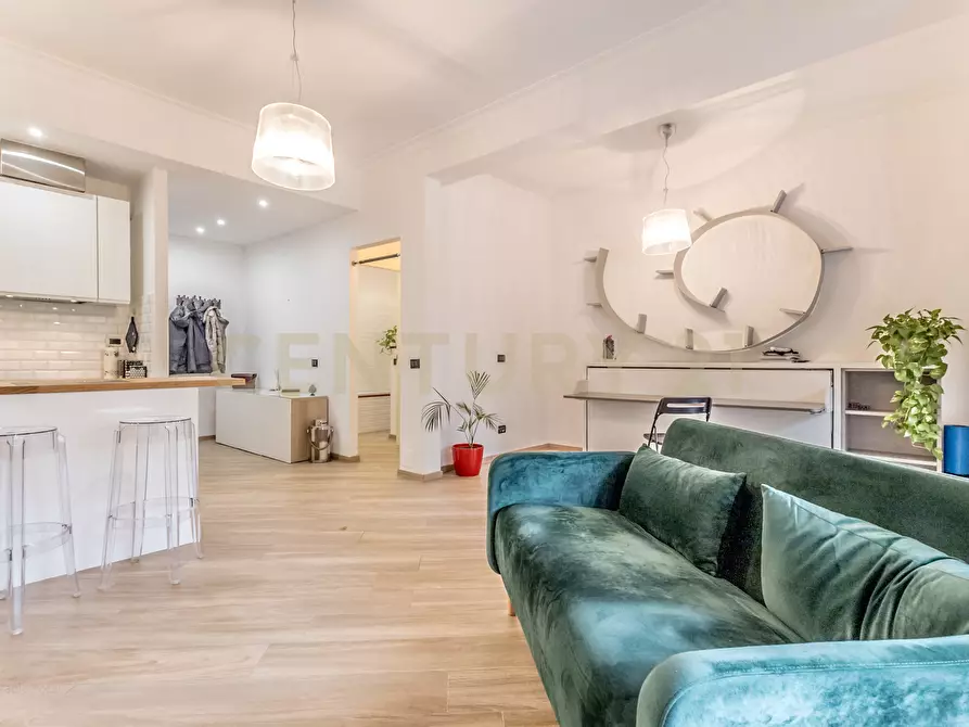 Immagine 2 di Bilocale in affitto  in Via Tomba di Nerone 14 a Roma