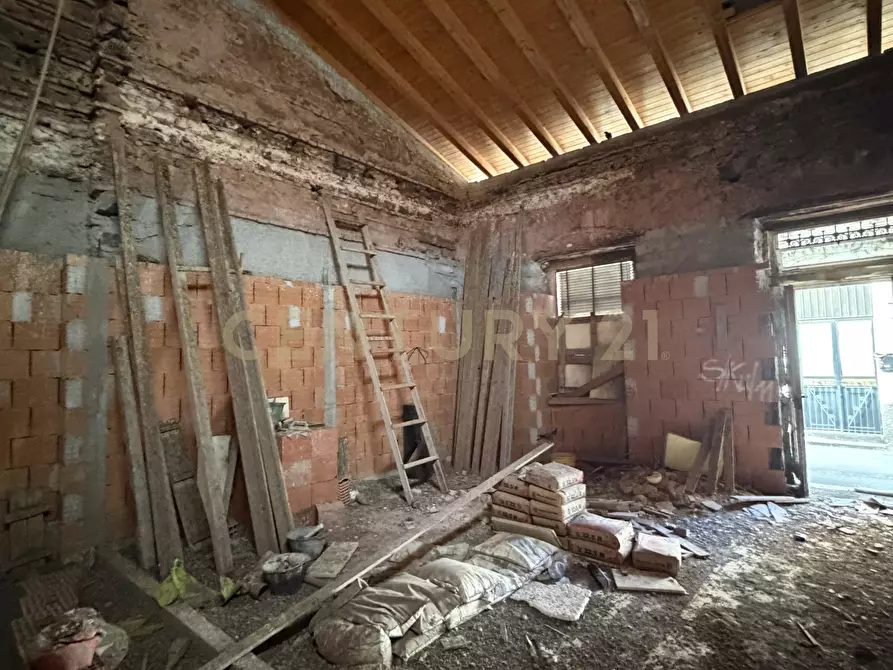 Immagine 17 di Rustico / casale in vendita  in Via Carlo Forlanini 49 a Catania