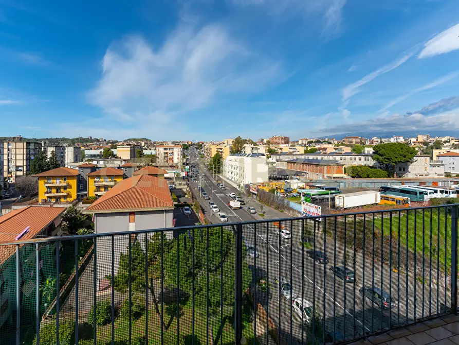 Immagine 16 di Trilocale in vendita  in Corso Indipendenza 185 a Catania