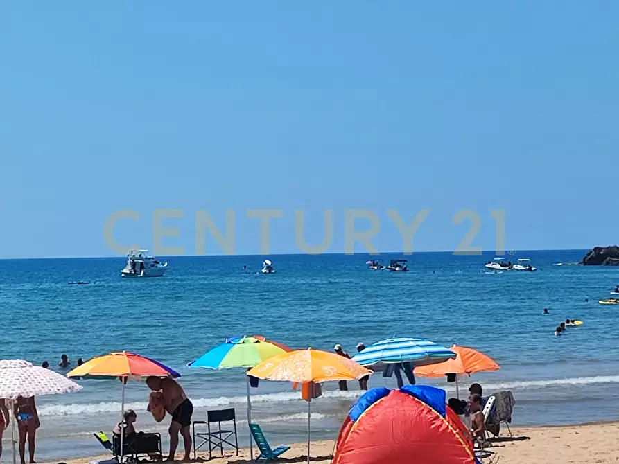 Immagine 13 di Villa in vendita  in VIA DEI CANALOTTI 91 a Ragusa