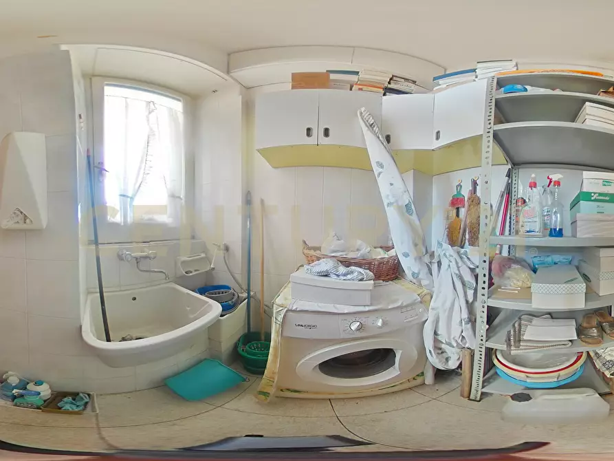 Immagine 47 di Quadrilocale in vendita  in Via Ammiraglio Toscano 5 a Catania