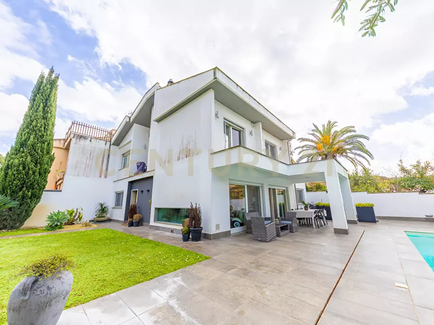 Immagine 21 di Villa in affitto  in Via Bedollo 117 a Roma