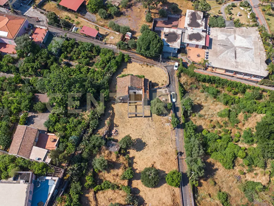 Immagine 39 di Rustico / casale in vendita  in Via Castelnuovo Don Bosco 32 a Acireale