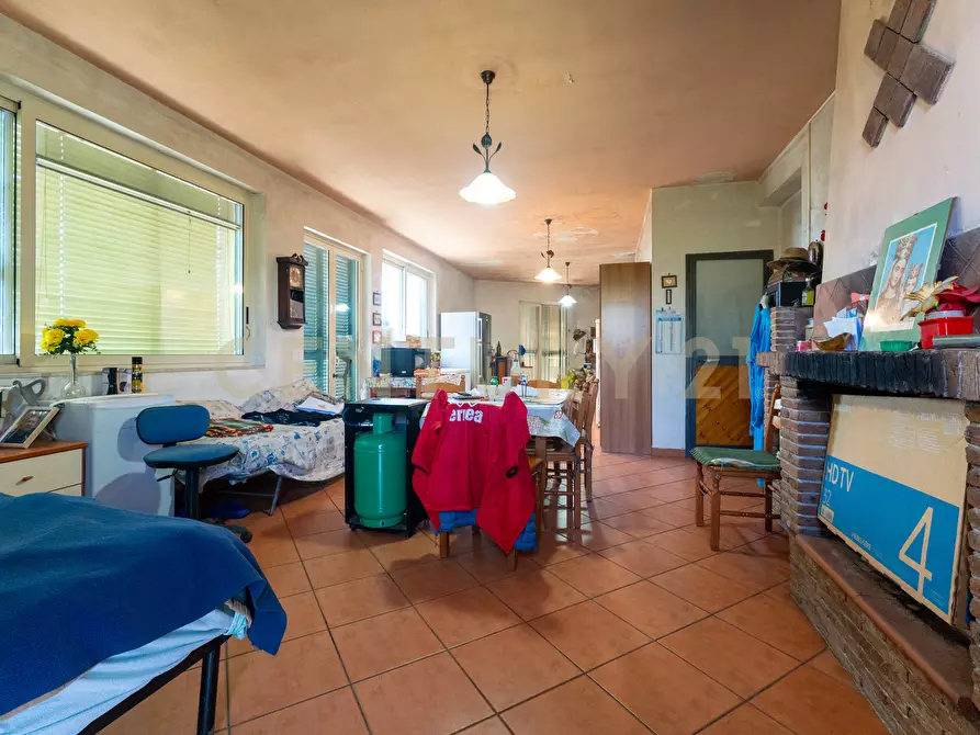 Immagine 17 di Villa in vendita  in Via Ramondetta 47 a Aci Sant'antonio