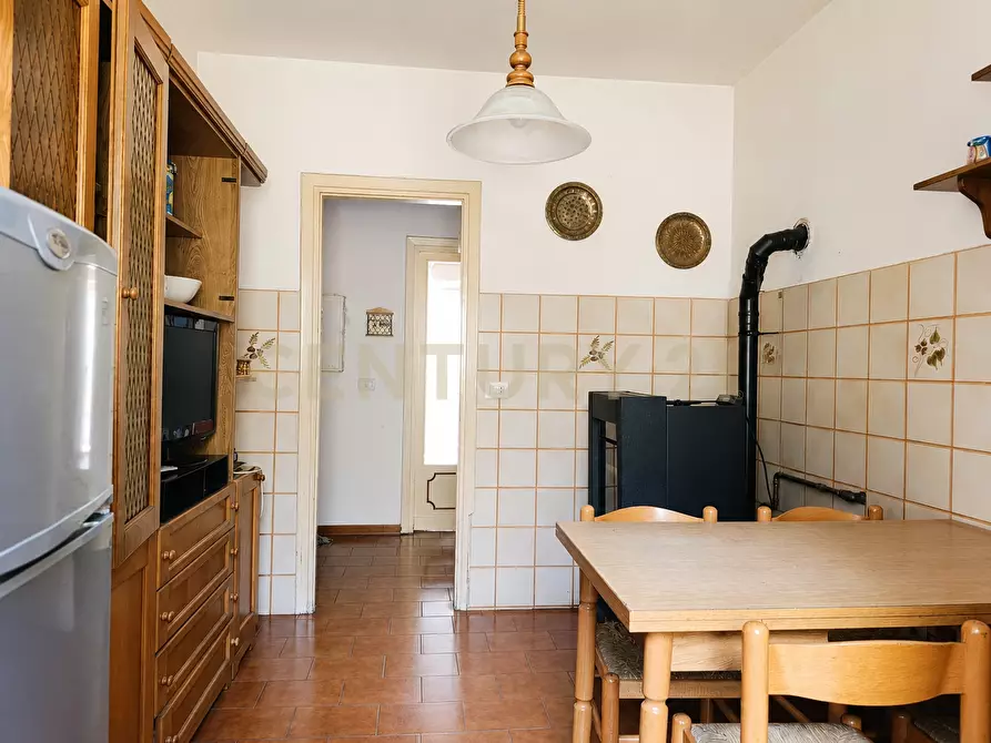 Immagine 9 di Loft/Open space in vendita  in Via XVIII Giugno a Abbadia San Salvatore