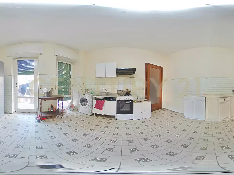 Immagine 60 di Pentalocale in vendita  in Viale Andrea Doria 13 a Catania