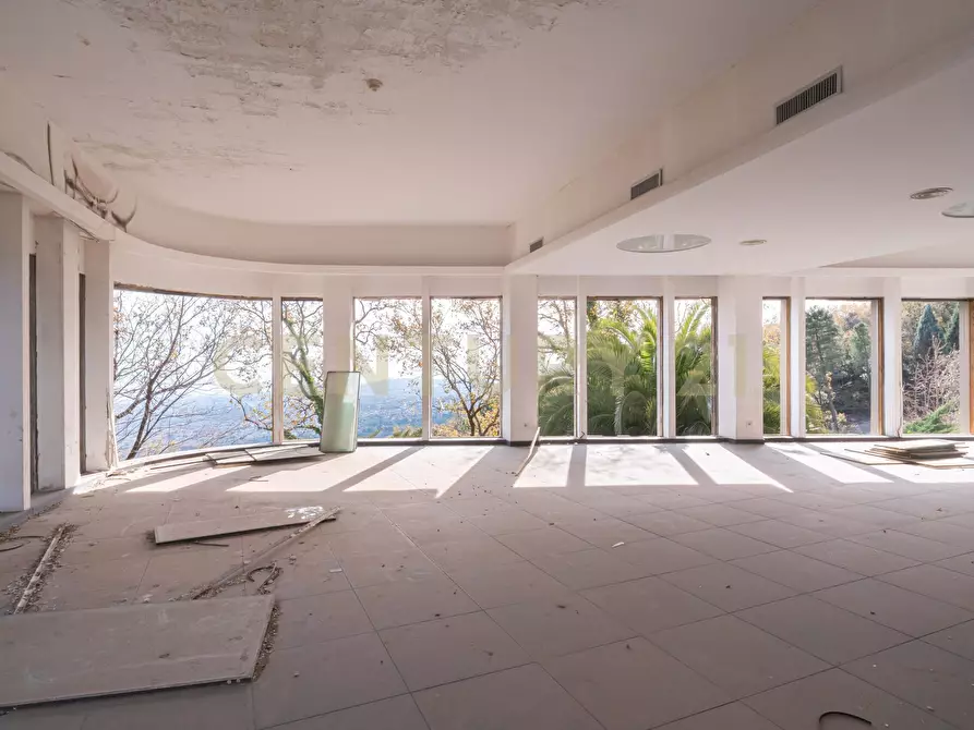 Immagine 31 di Capannone industriale in vendita  in Via Cassone 75 a Zafferana Etnea