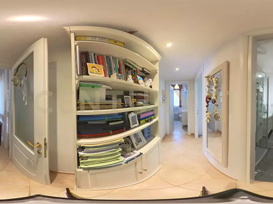 Immagine 49 di Quadrilocale in vendita  in Via Moggio Udinese 28 a Roma