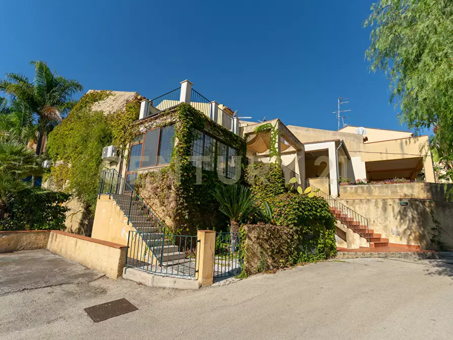 Immagine 2 di Casa indipendente in vendita  in baia arcile a Augusta