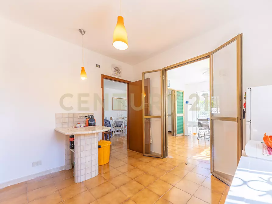 Immagine 34 di Villa in vendita  in Strada Isola Bella 43 a Latina