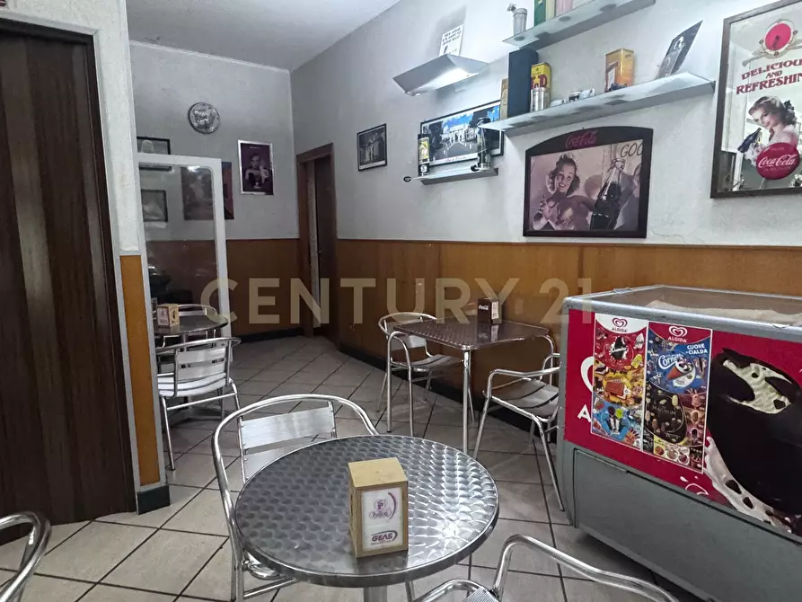 Immagine 17 di Bar / Ristorante in vendita  in Via Val d'Ossola 109 a Roma