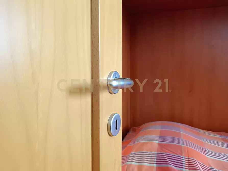 Immagine 7 di Pentalocale in vendita  in Via San Andrea 29 a Abbadia San Salvatore