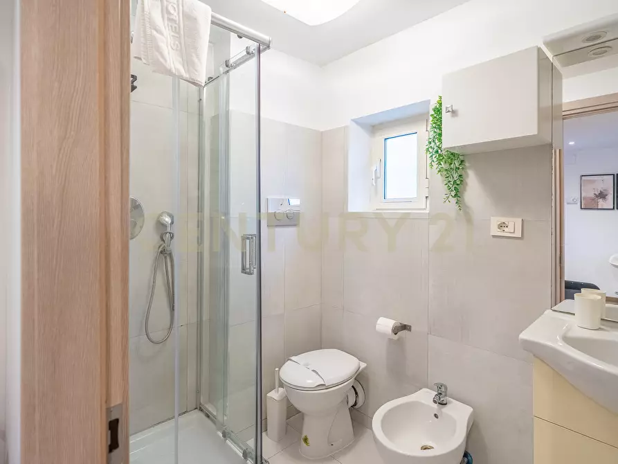 Immagine 12 di Monolocale in vendita  in Via Teodolfo Mertel 19 a Roma