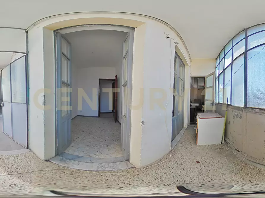 Immagine 45 di Bilocale in vendita  in Via Caduti del Lavoro 131 a Catania
