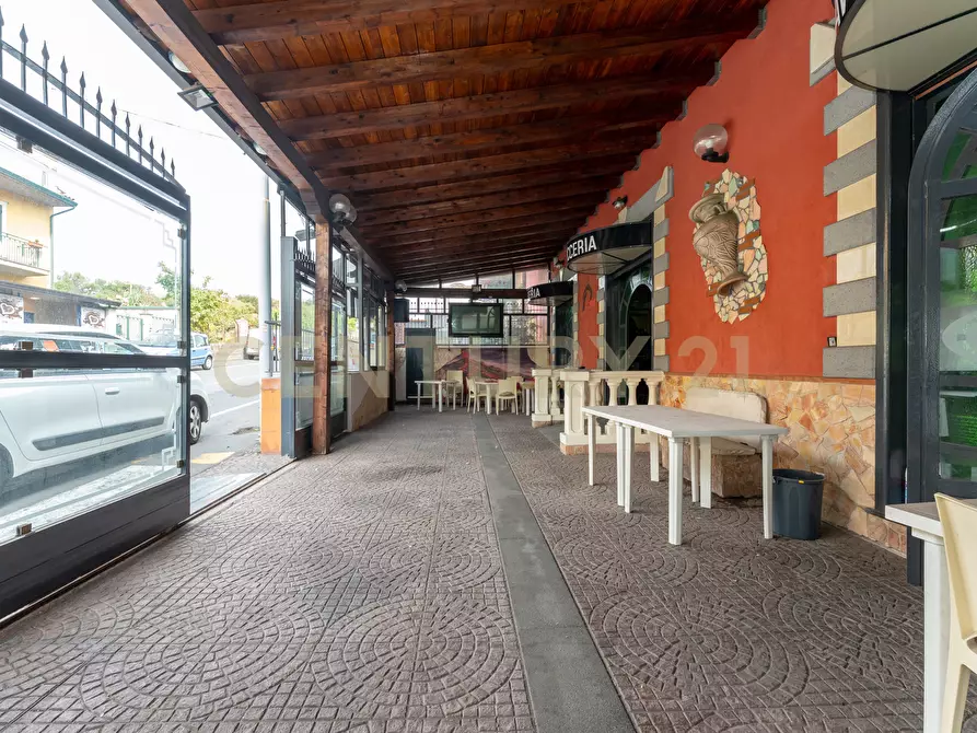 Immagine 10 di Bar / Ristorante in vendita  in Viale Papa Giovanni XXIII 46 a Camporotondo Etneo