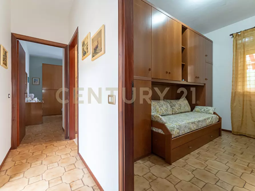 Immagine 16 di Appartamento in vendita  in Via Erice 3 a Giardini-Naxos