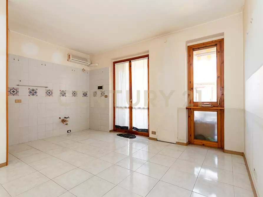 Immagine 45 di Appartamento in vendita  in Via Giovanni Guglielmino 74 a Tremestieri Etneo