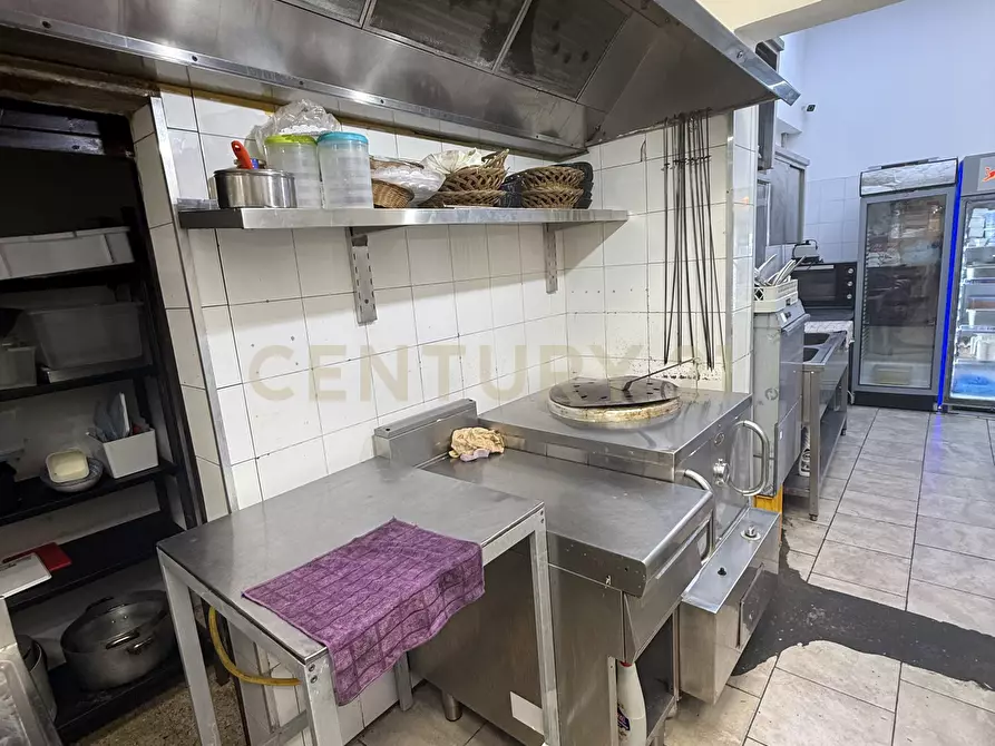 Immagine 32 di Bar / Ristorante in vendita  in Piazza Papa Giovanni XXIII 1 a Catania