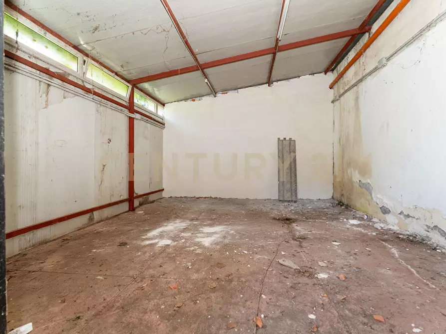 Immagine 23 di Garage in vendita  in Via Antonio de Curtis 27 a Misterbianco