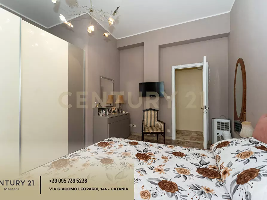 Immagine 19 di Pentalocale in vendita  in Via Isole Eolie 126 a Paterno'