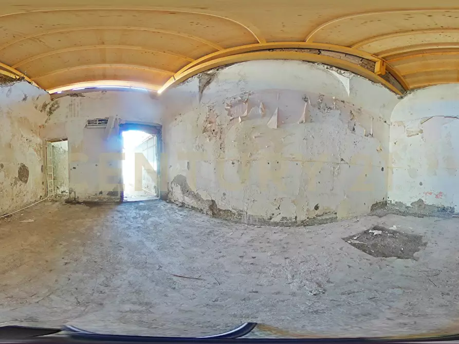 Immagine 40 di Casa indipendente in vendita  in Via Macaluso 9 a Catania