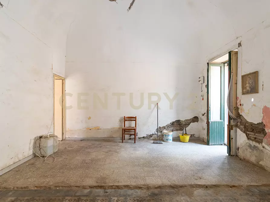 Immagine 22 di Casa indipendente in vendita  in Via Duca di Massa 17/19 a Aci Castello