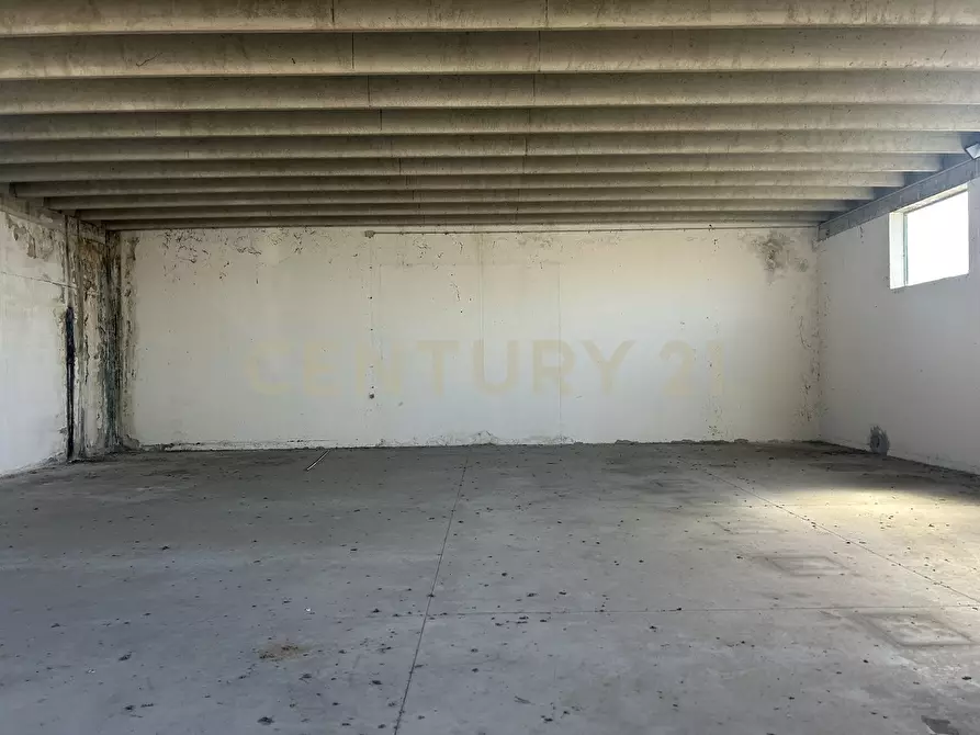 Immagine 8 di Attività artigianale in affitto  in Via San Pierino a Bovolone