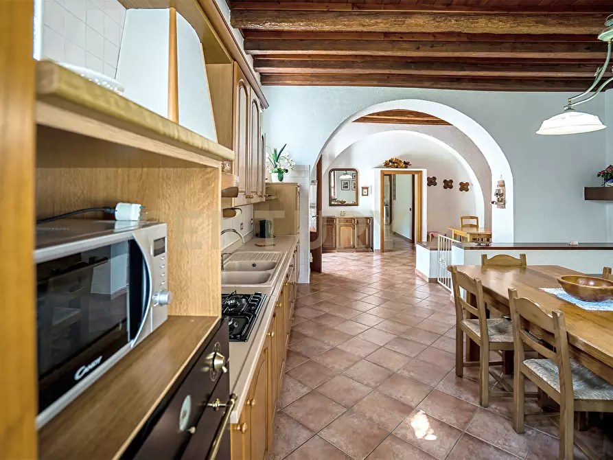 Immagine 42 di Villa in vendita  in Via Adige 25 a Brentino Belluno