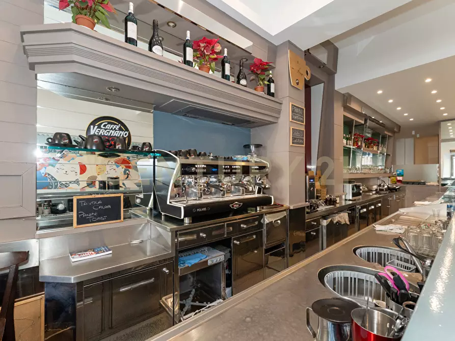 Immagine 13 di Bar / Ristorante in vendita  in Via Vincenzo Giuffrida a Catania