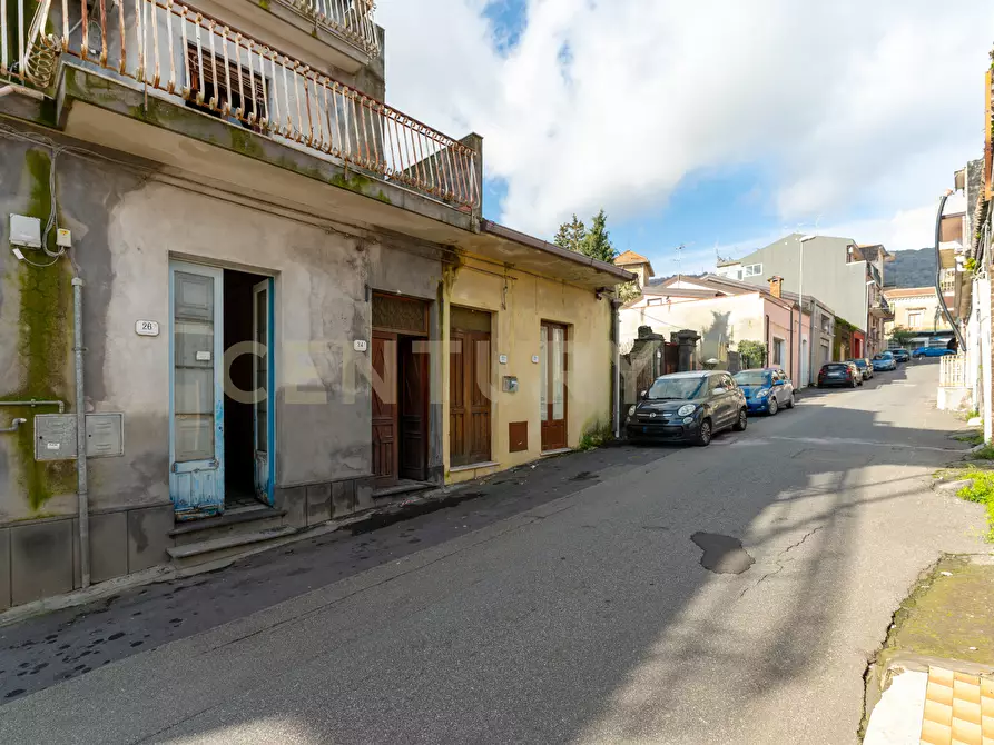 Immagine 3 di Attico in vendita  in via guglielmo marconi 26 a Zafferana Etnea