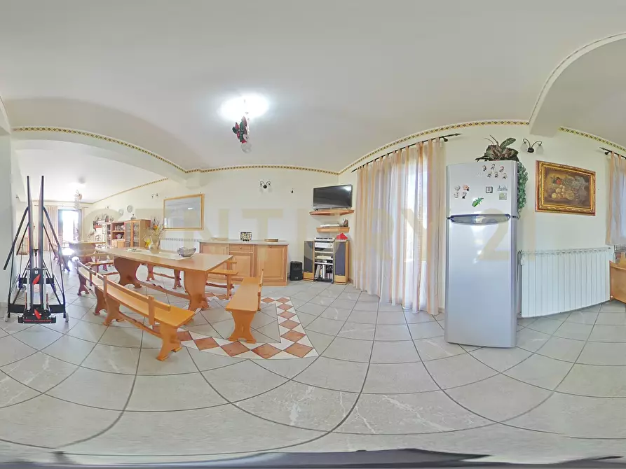 Immagine 60 di Villa in vendita  in Strada Comunale Calderara 5 a Randazzo