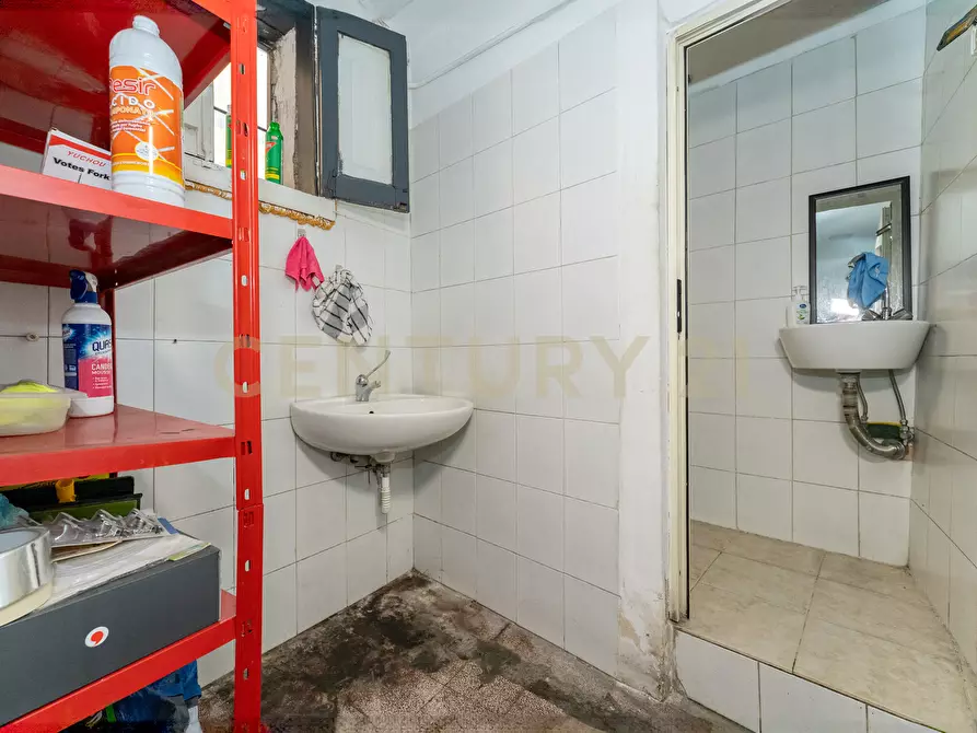 Immagine 23 di Pizzeria / Pub in vendita  in Via Duca Degli Abruzzi 1666 a Catania