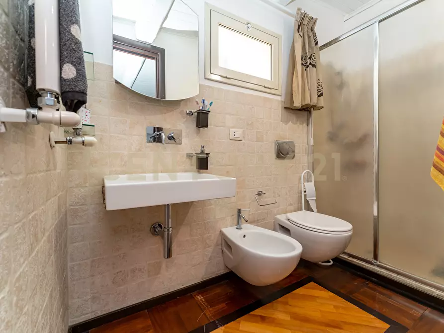 Immagine 37 di Villetta a schiera in vendita  in Via Maria Gianni 81 a Catania